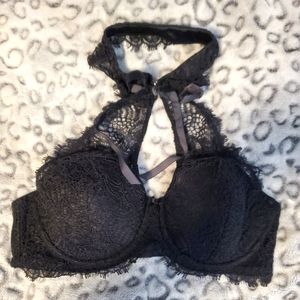 Victoria's Secret collared bra 34DD